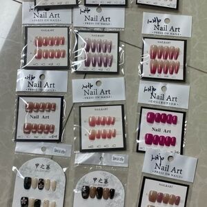 Assorted Nail Art Press-On Nails